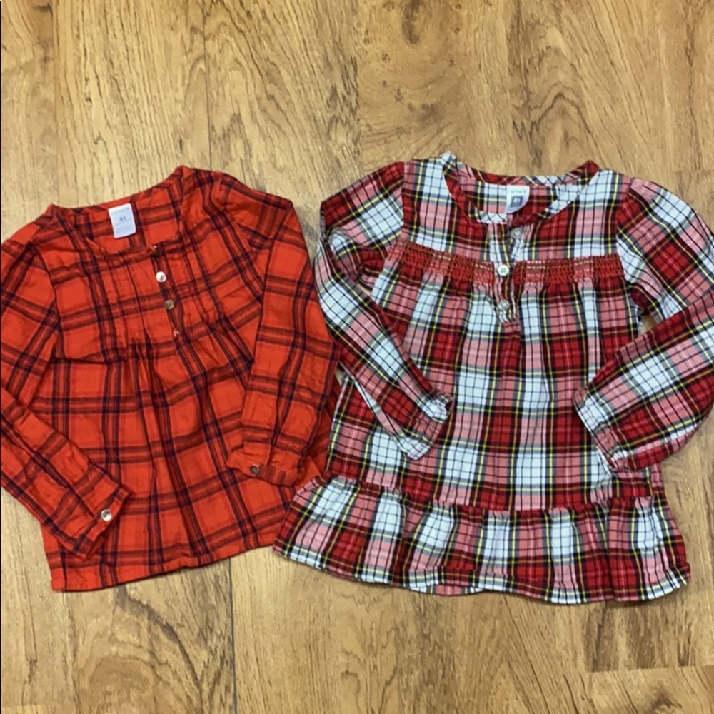 🎄Bundled 2 Carter’s Plaid Blouses 4T